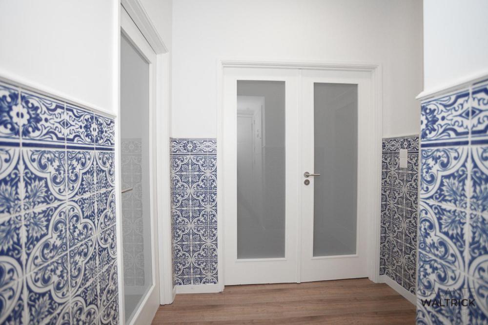 Downtown 3 Bedroom With Balcony - Quiet Street - Family Friendly - Groups بورتو المظهر الخارجي الصورة