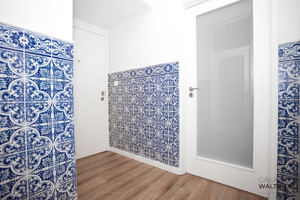Downtown 3 Bedroom With Balcony - Quiet Street - Family Friendly - Groups بورتو المظهر الخارجي الصورة